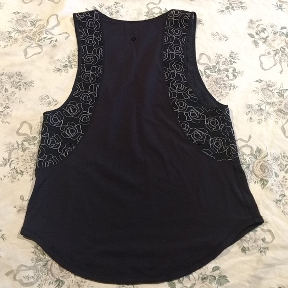 Lululemon Lucent Tank - Picture 7 of 9